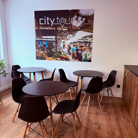 Tour Aparthotel Poznań