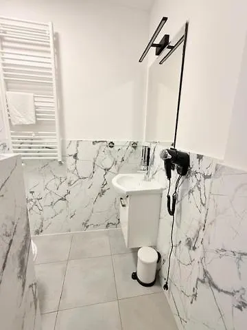 Aparthotel Tour Poznań