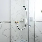 Tour شقة فندقية