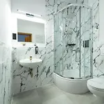 Tour شقة فندقية بوزنان