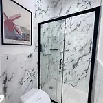 Tour شقة فندقية 3*